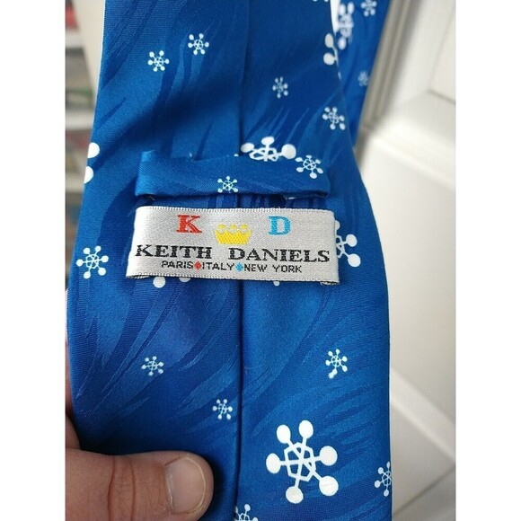 keith daniels Blue Base Snowman Snowflake Tie. - Picture 6 of 11